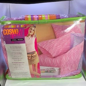 Vintage Cosmo Girl NWT twin sheets 3 pcs